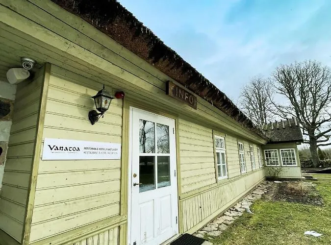 מלון Vanatoa Taluhotell