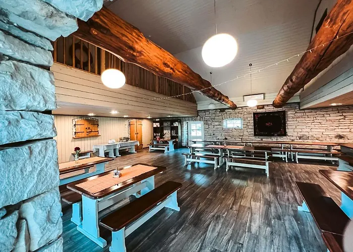 Vanatoa Taluhotell * Koguva